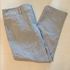 Ann Taylor factory striped Capri pants size 6
